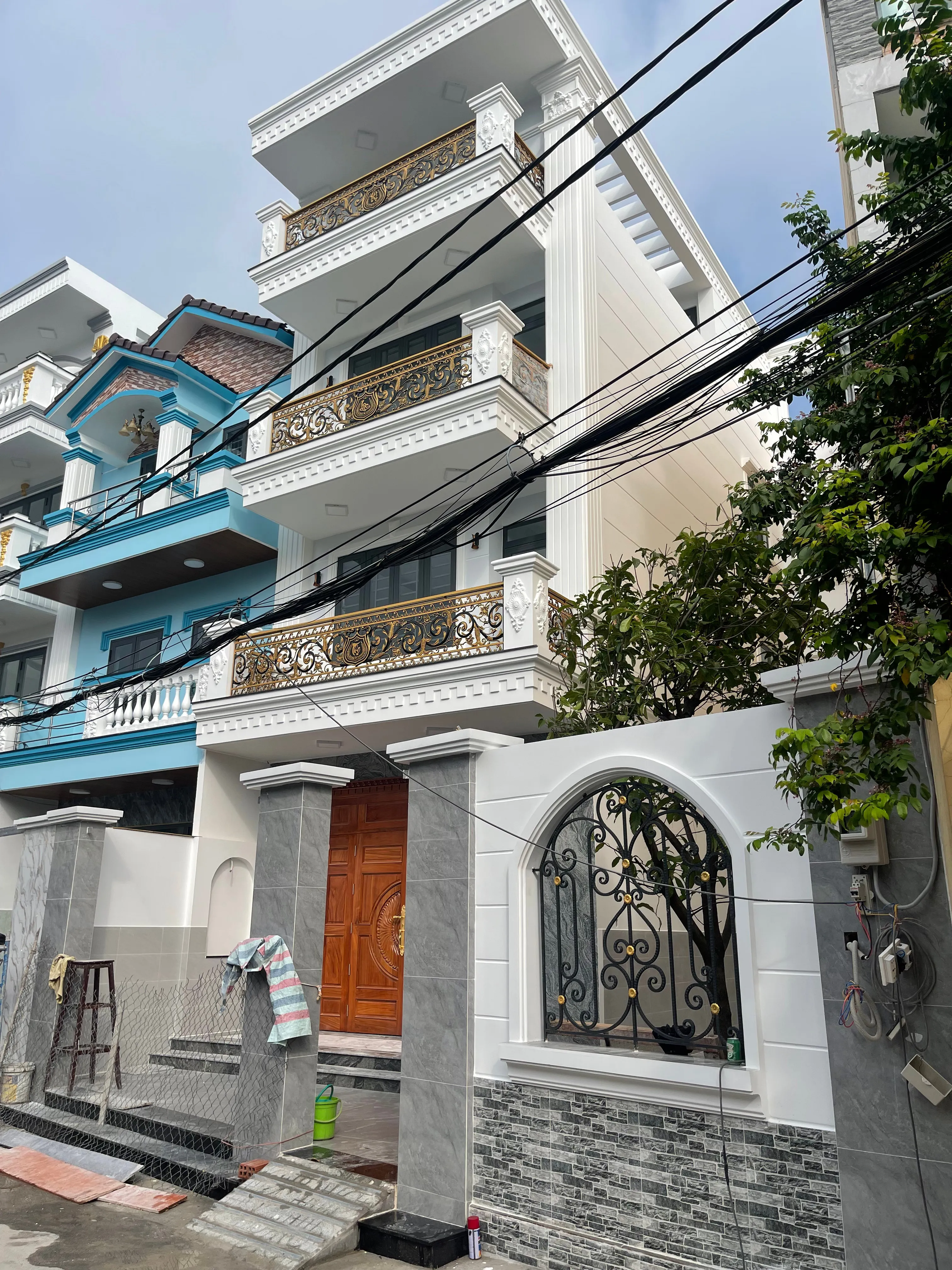 Thi công nhà liền kề