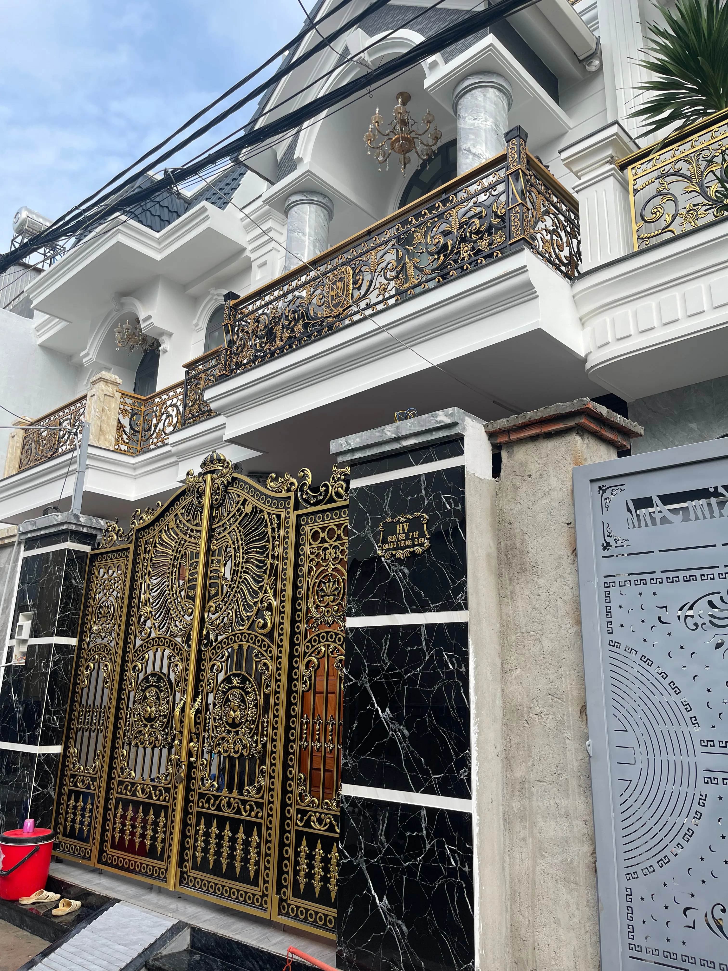 Thi công nhà liền kề