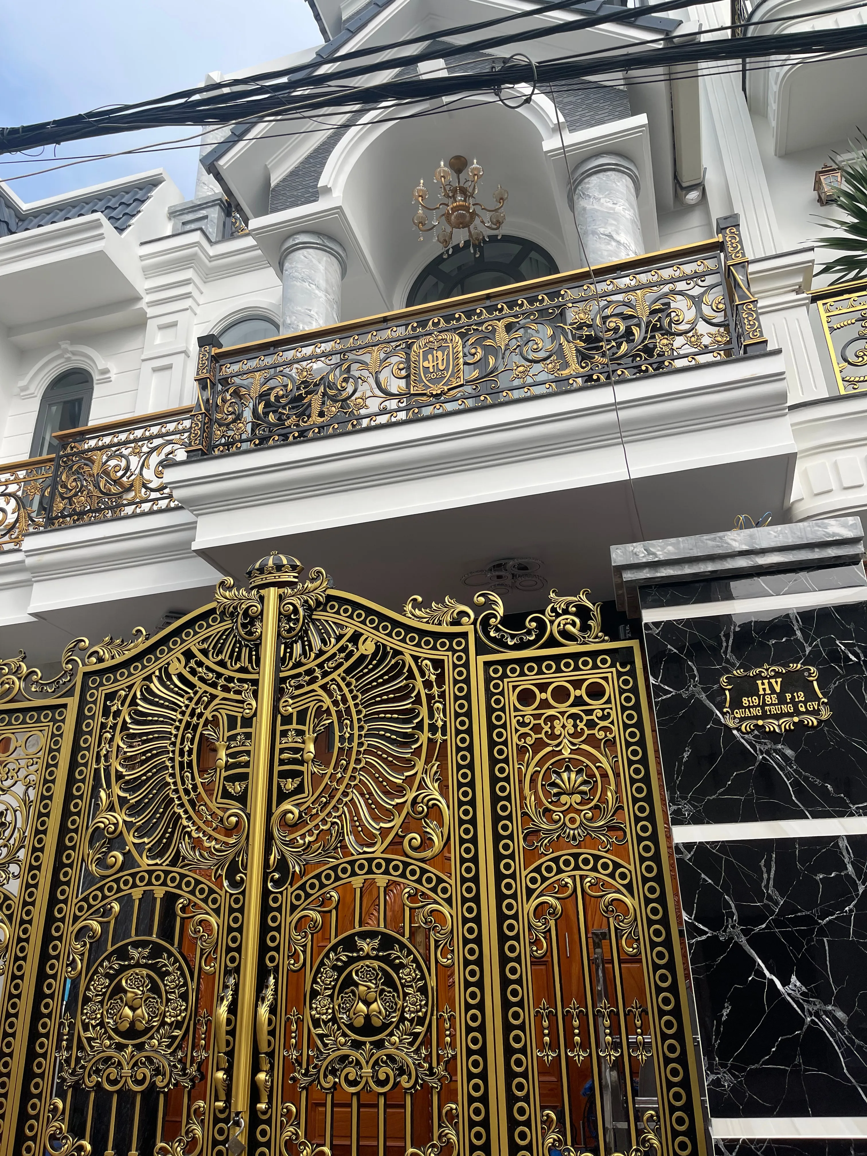 Thi công nhà liền kề