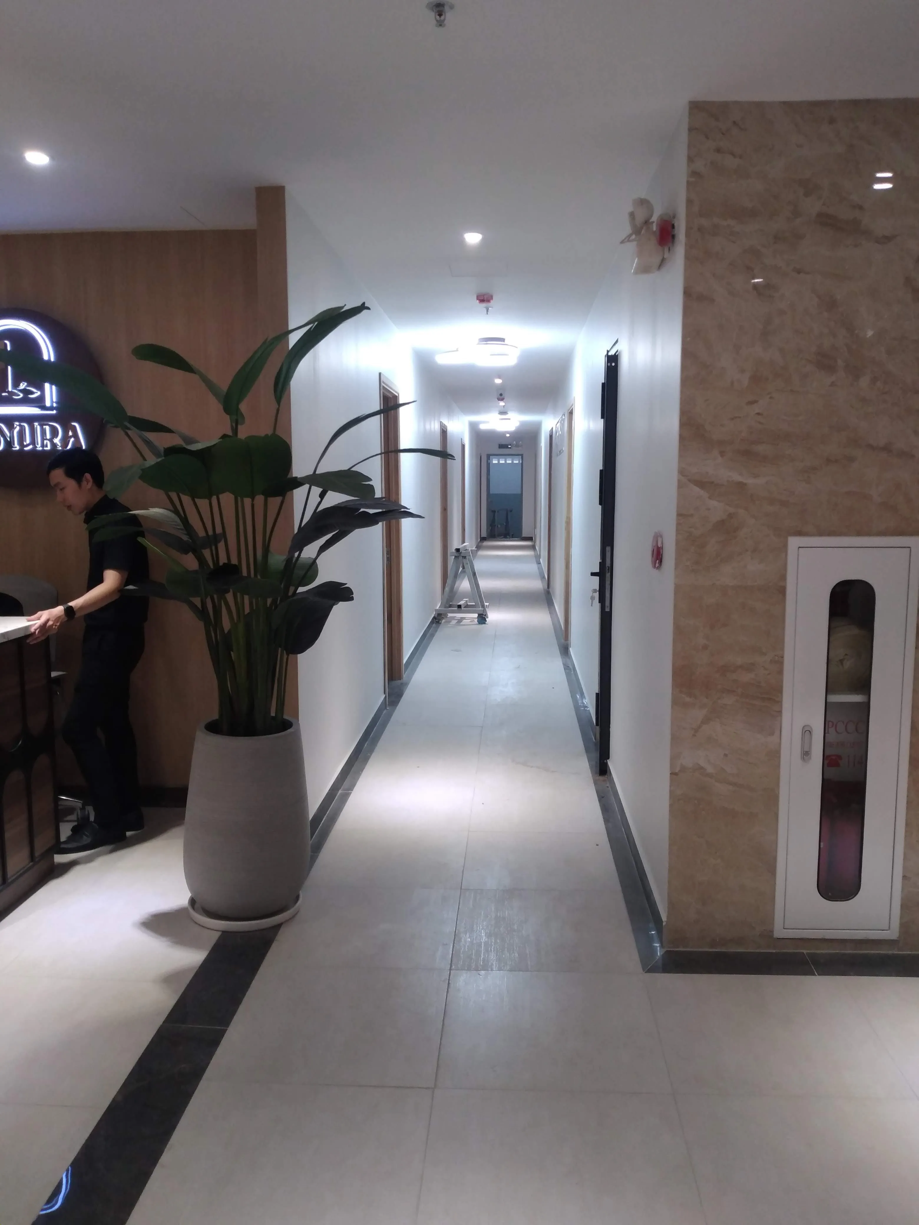 Thi công hoàn thiện Khách sạn