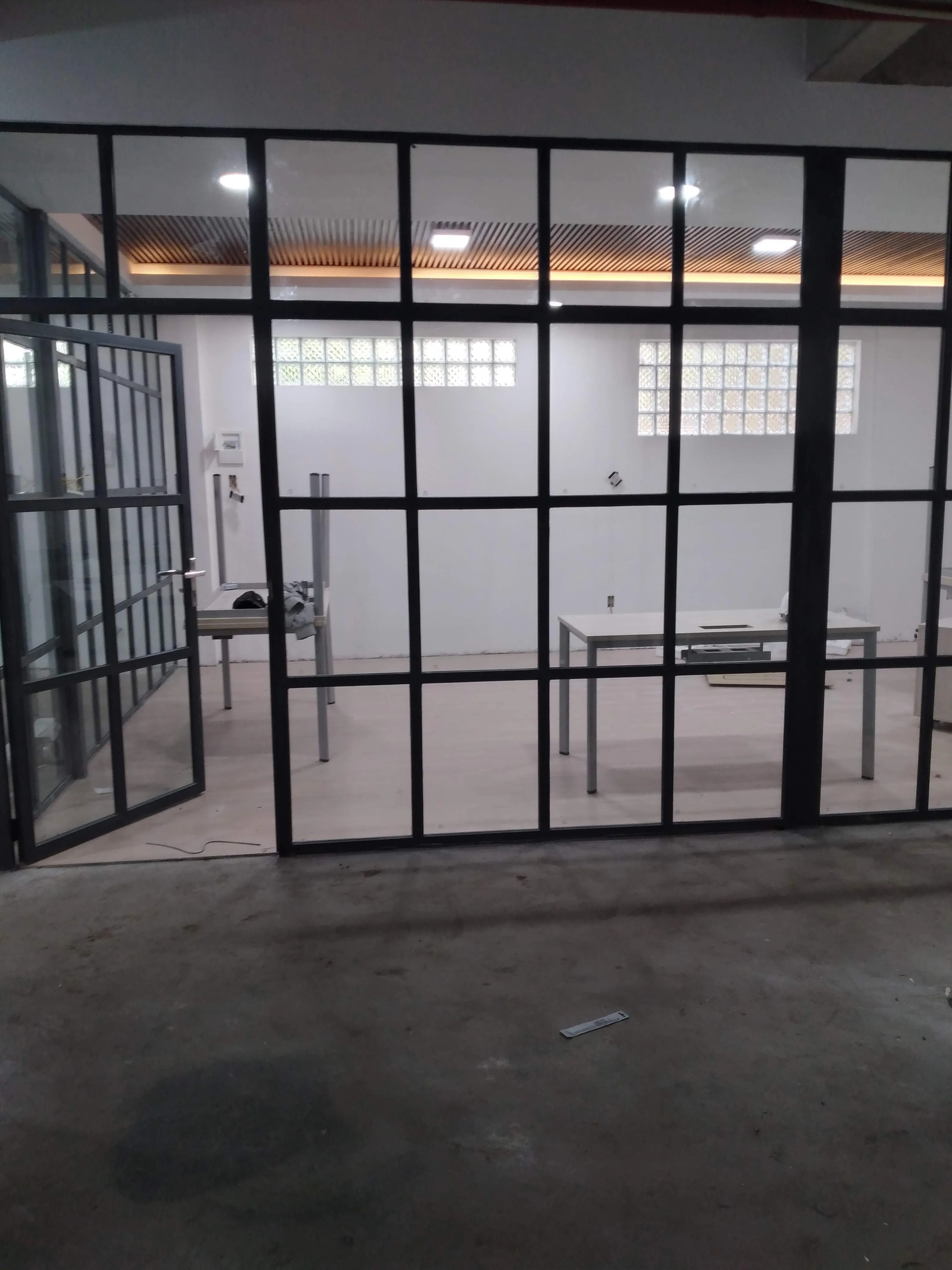 Thi công hoàn thiện Khách sạn